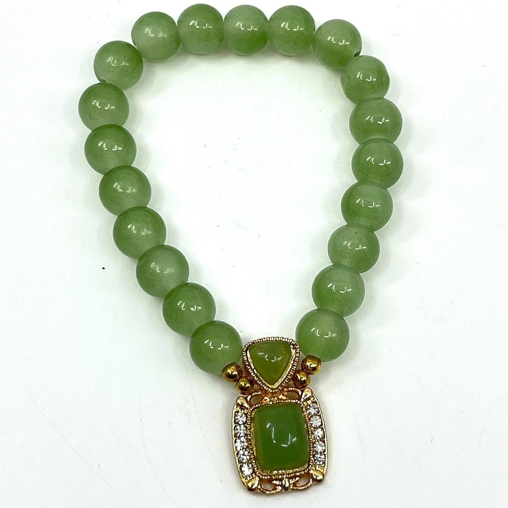 Vintage Green Aventurine Beaded Stretch Bracelet Gold Tone Pendant Classic Y2K